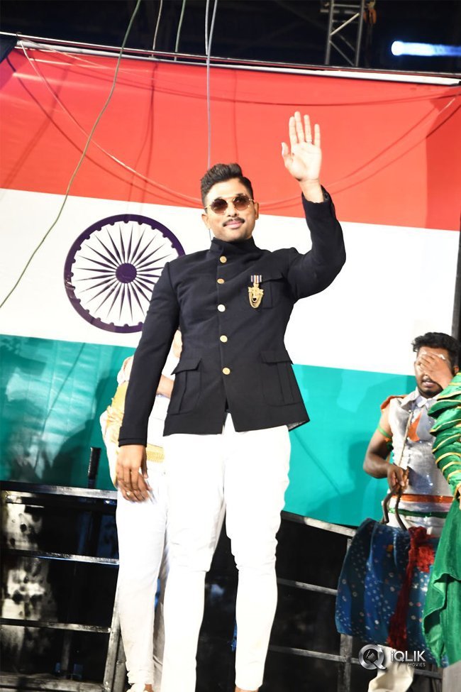 Naa-Peru-Surya-Naa-Illu-India-Pre-Release-Event-Photos